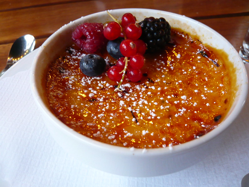 Crème brûlée - prato típico da França