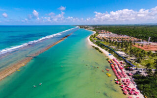 Praia de Muro Alto - melhores praias do litoral sul de Pernambuco