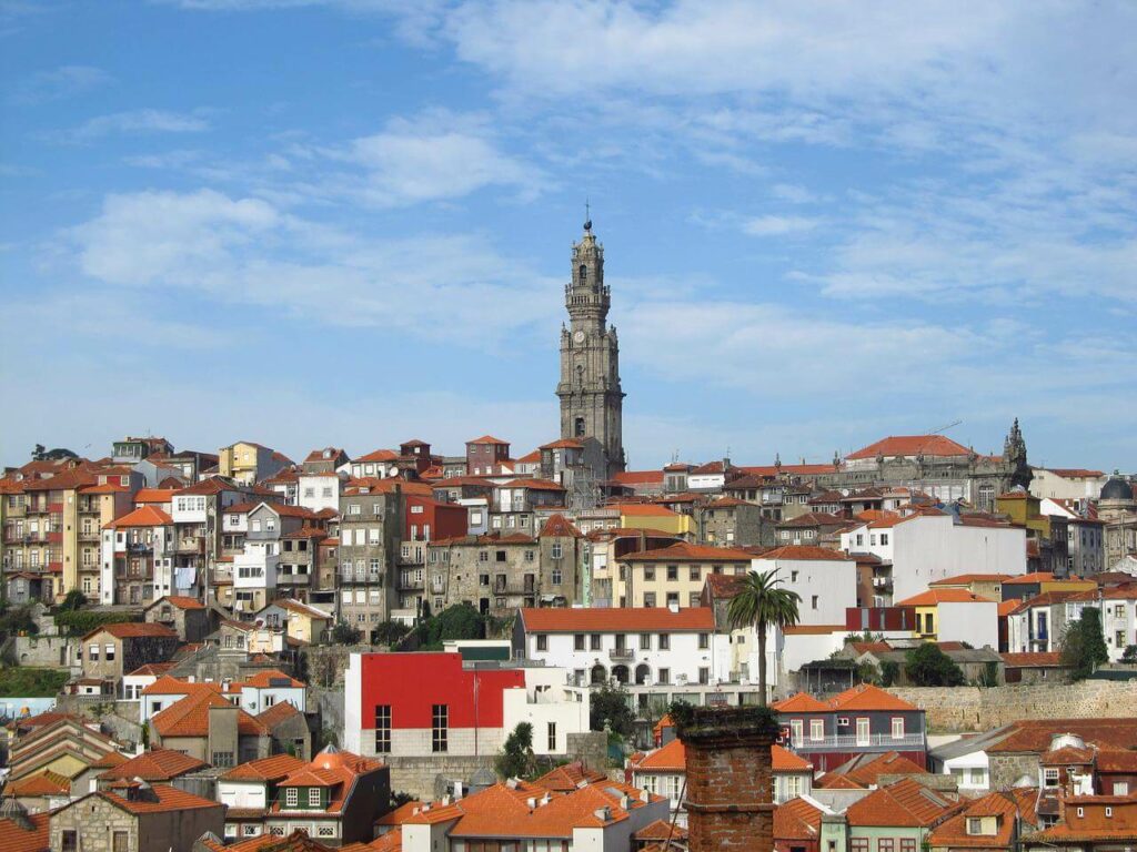 Torre dos clérigos Porto portugal