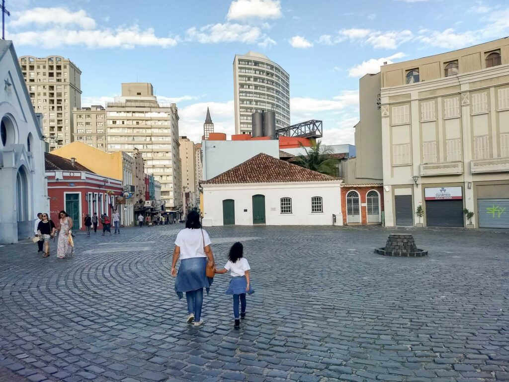 O que fazer no Largo da Ordem Curitiba