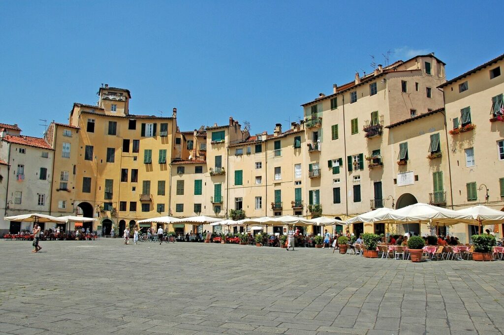 Lucca cidade na Toscana