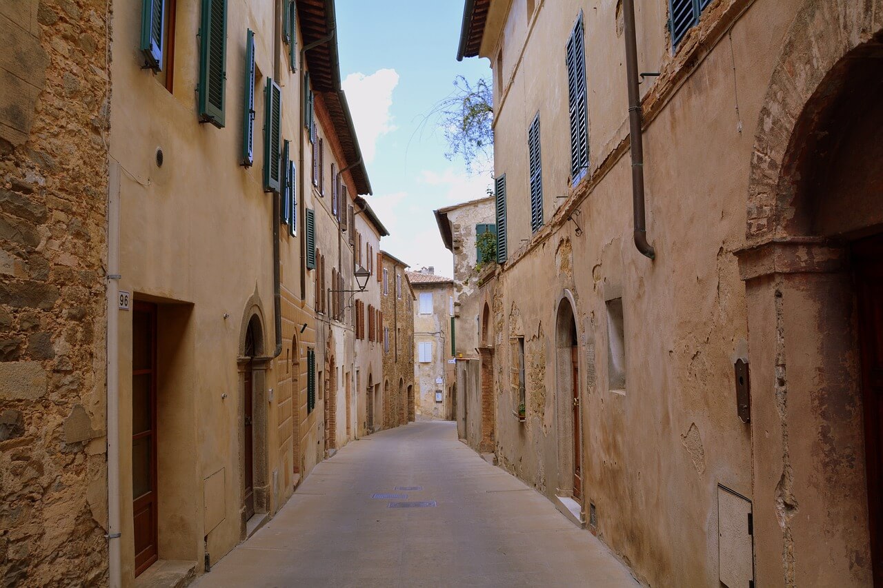 Montalcino - cidades na Toscana