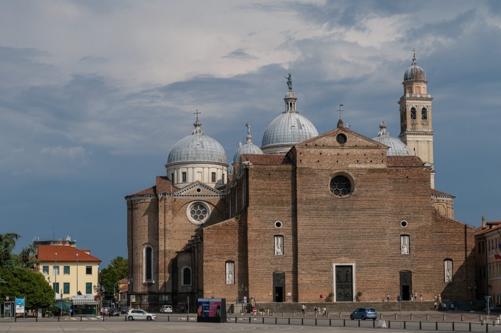 O que fazer em Pádua Itália - basílica de santo antônio