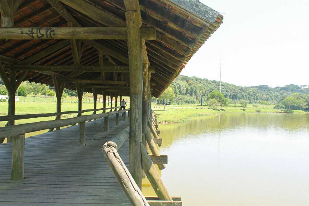 Pontes cobertas Parque Tingui