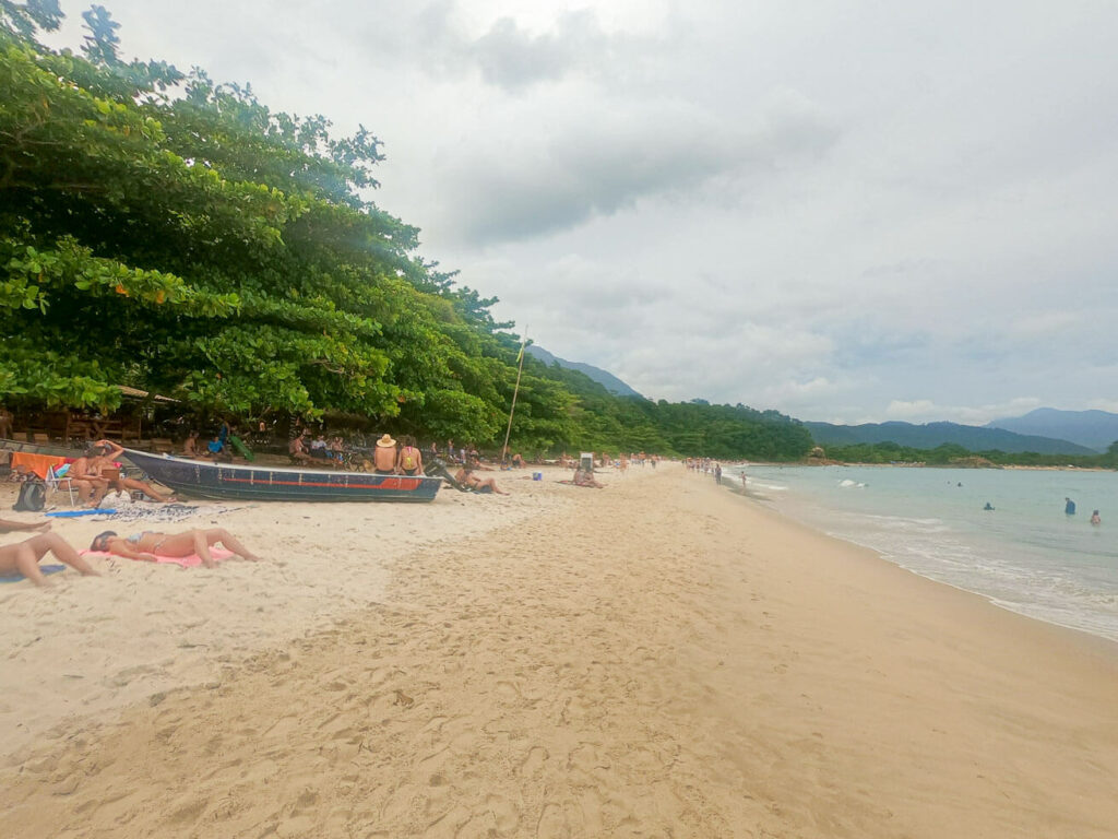 Praia do Meio, Trindade - Paraty