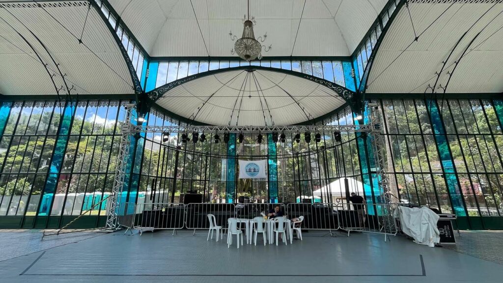 Vista do interior do Palácio de Cristal