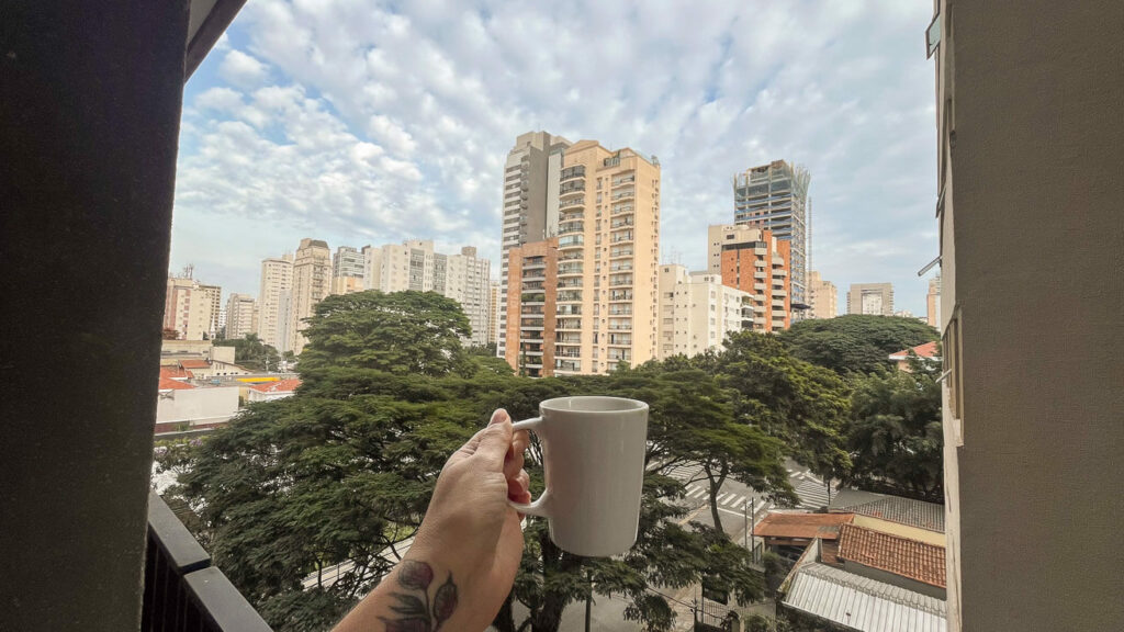 Vista da varanda do Charlie Sabiá Moema