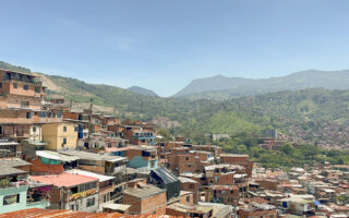 Comuna 13 em Medellín - como é a visita a comunidade