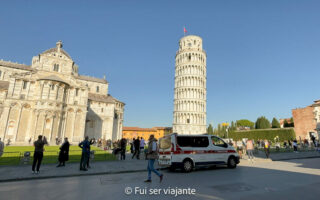 Piazza dei Miracolli em Pisa