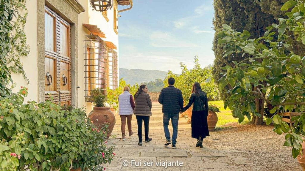 Passeio guiado na vinícola da Toscana