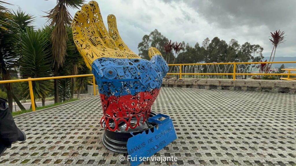 Plaza do Mineiro na Catedral de Sal