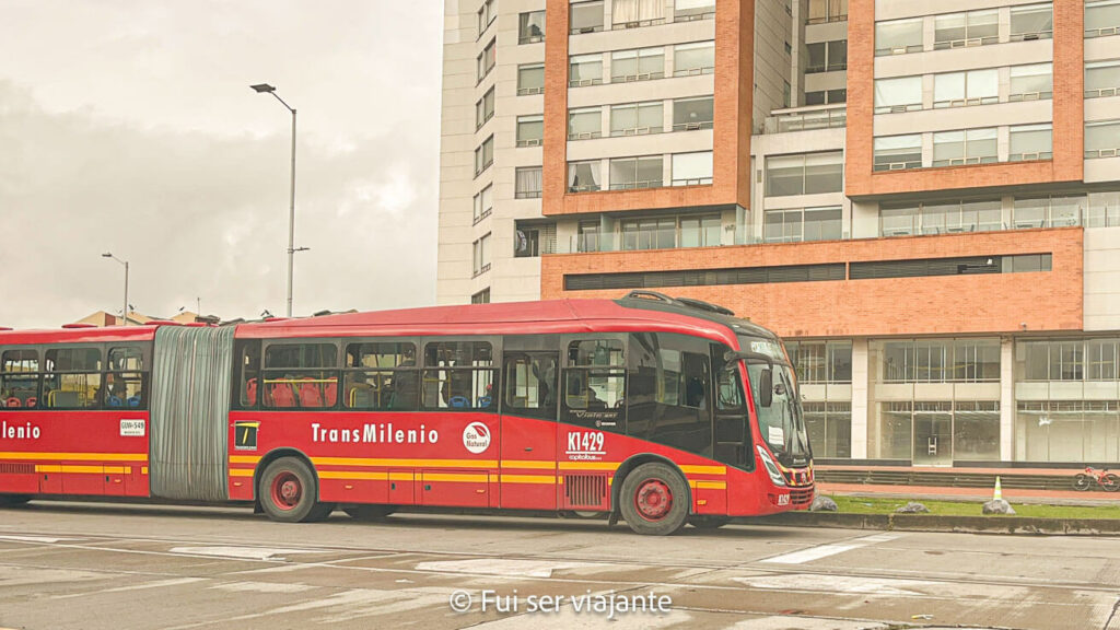 Transmilenio - ônibus em Bogotá