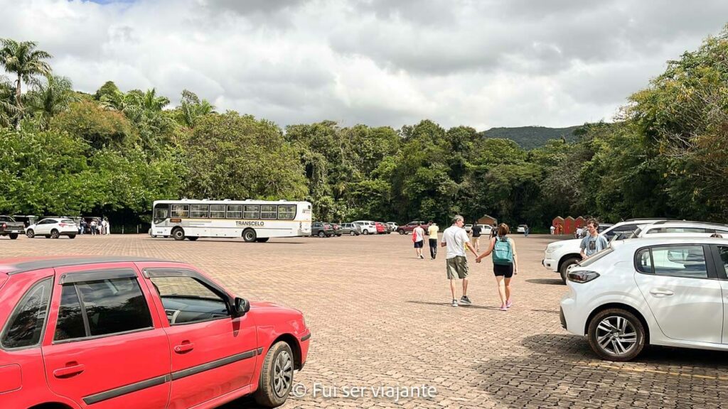 Estacionamento gratuito em Inhotim MG