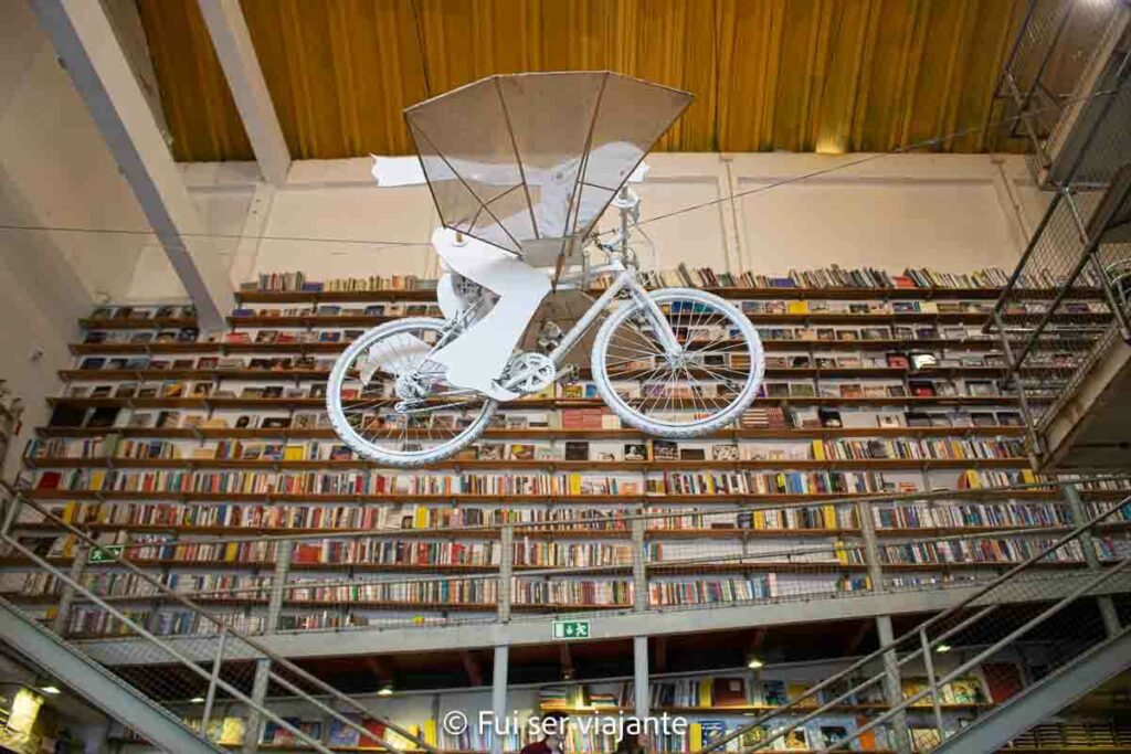 Livraria Ler Devagar em Lisboa