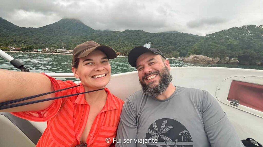 Lancha de passeio em Ilha Grande Rj