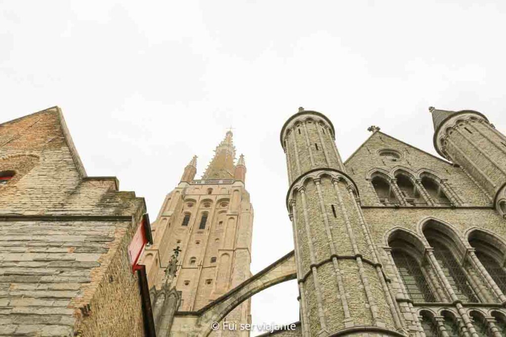 Igreja de Nossa Senhora em Bruges