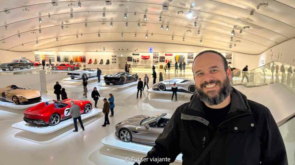 Museu Enzo Ferrari em Modena