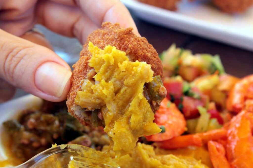 Acarajé, comida típica da Bahia
