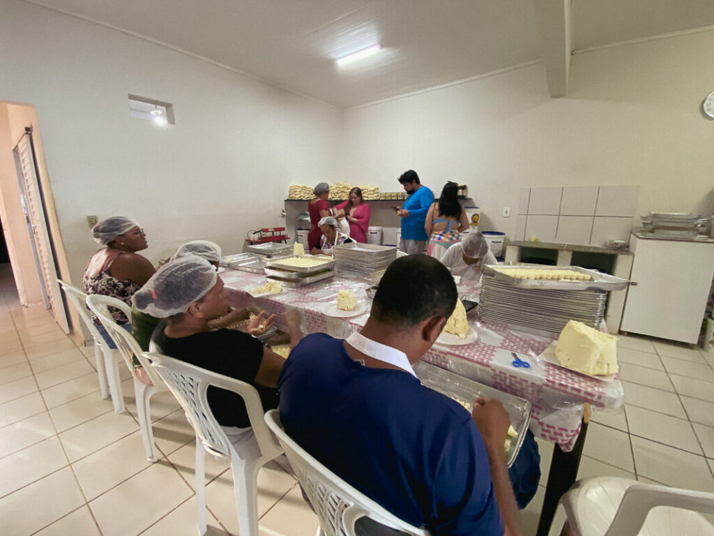 Fábrica dos bolos de goma em São Bento