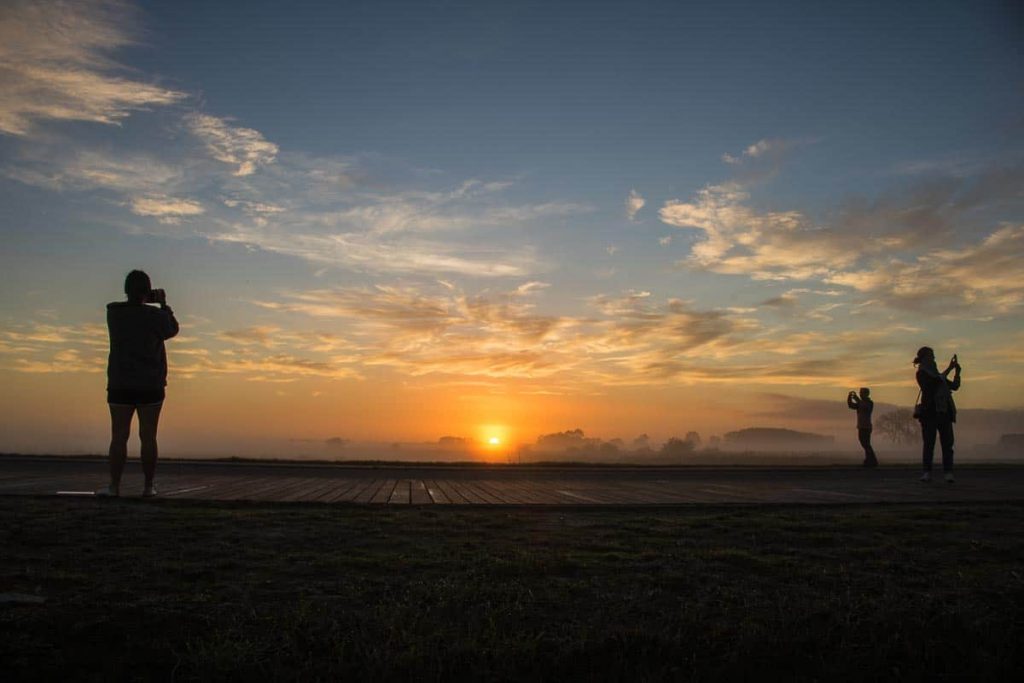 Nascer do sol no Monte Saint-Michel. Foto: Fui ser viajante