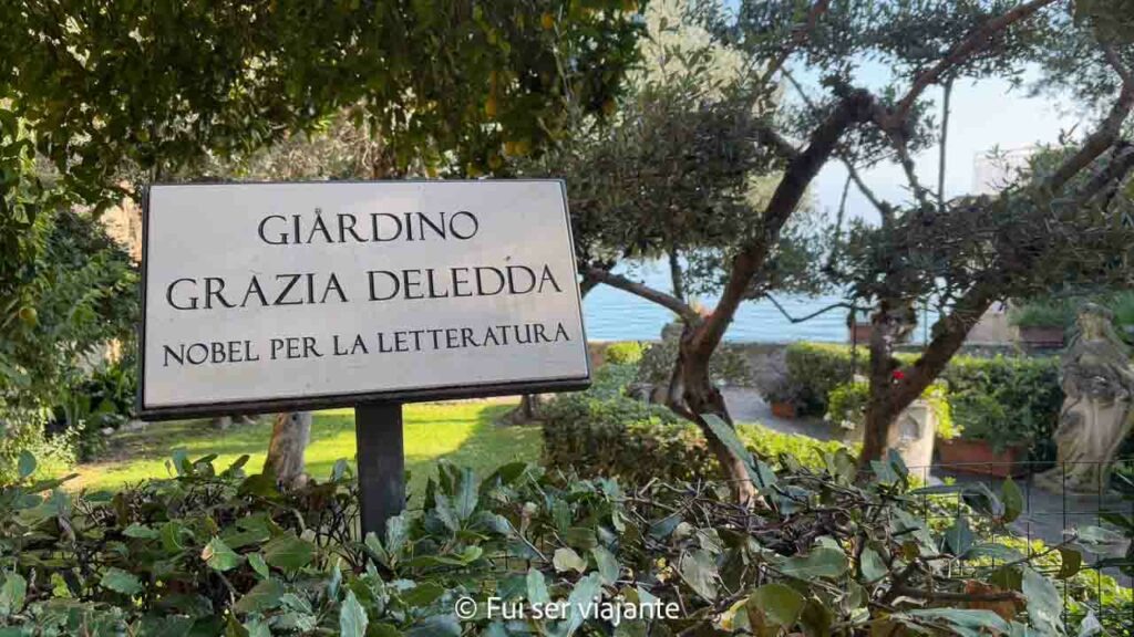 Giardino Grazia Deledda em Sirmione. Foto: Fui ser viajante