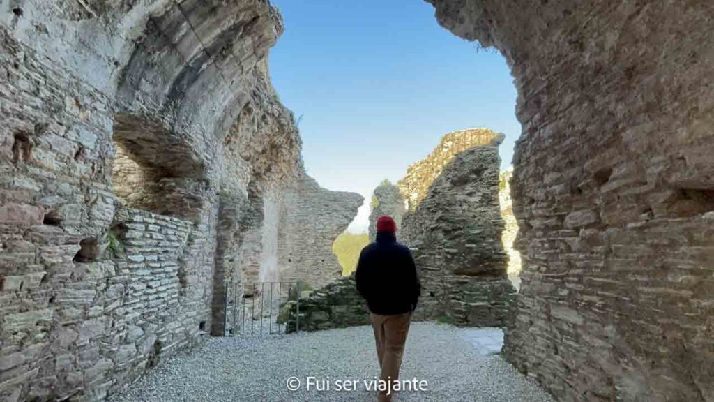Mostrar Imagem Grutas de Catulo em Sirmione. Foto: Fui ser viajante