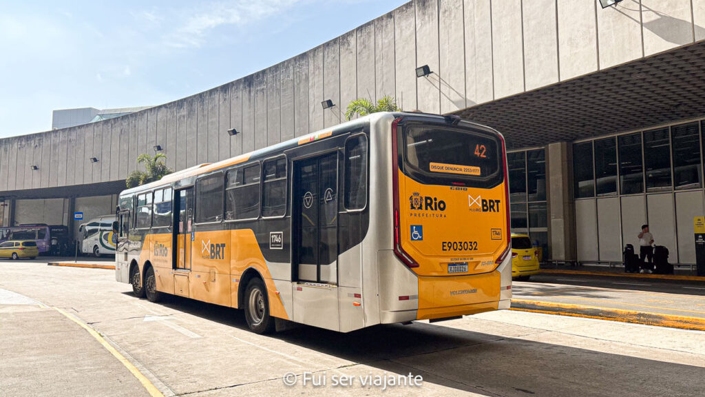 ônibus expresso terminal gentileza x galeão. Foto: Fui ser viajante