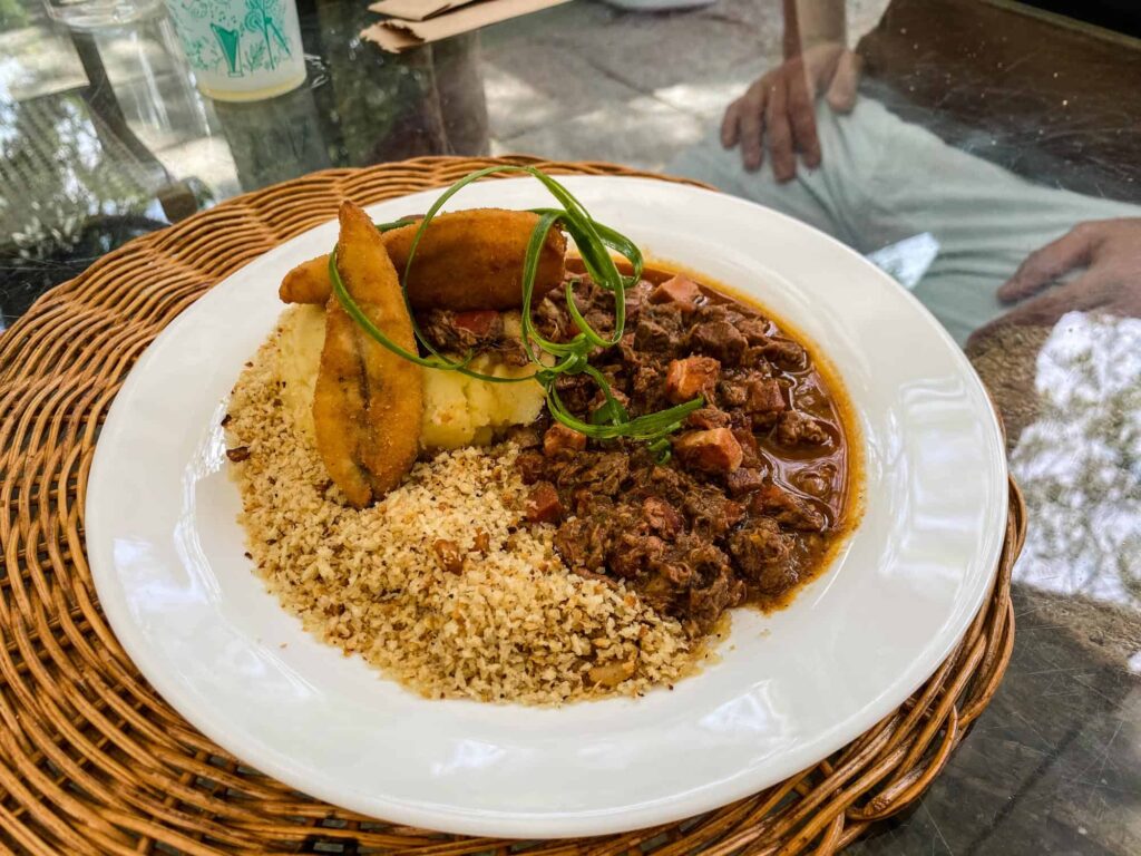 Onde comer no Jardim Uaná-etê