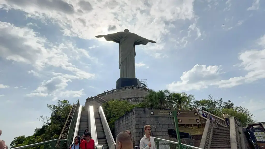 Como chegar ao Cristo Redentor no Rio de Janeiro Como chegar ao Cristo Redentor. Foto: Fui Ser Viajante